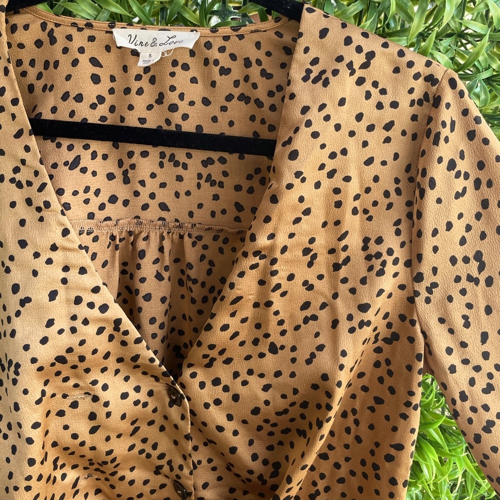 Vine and Love top